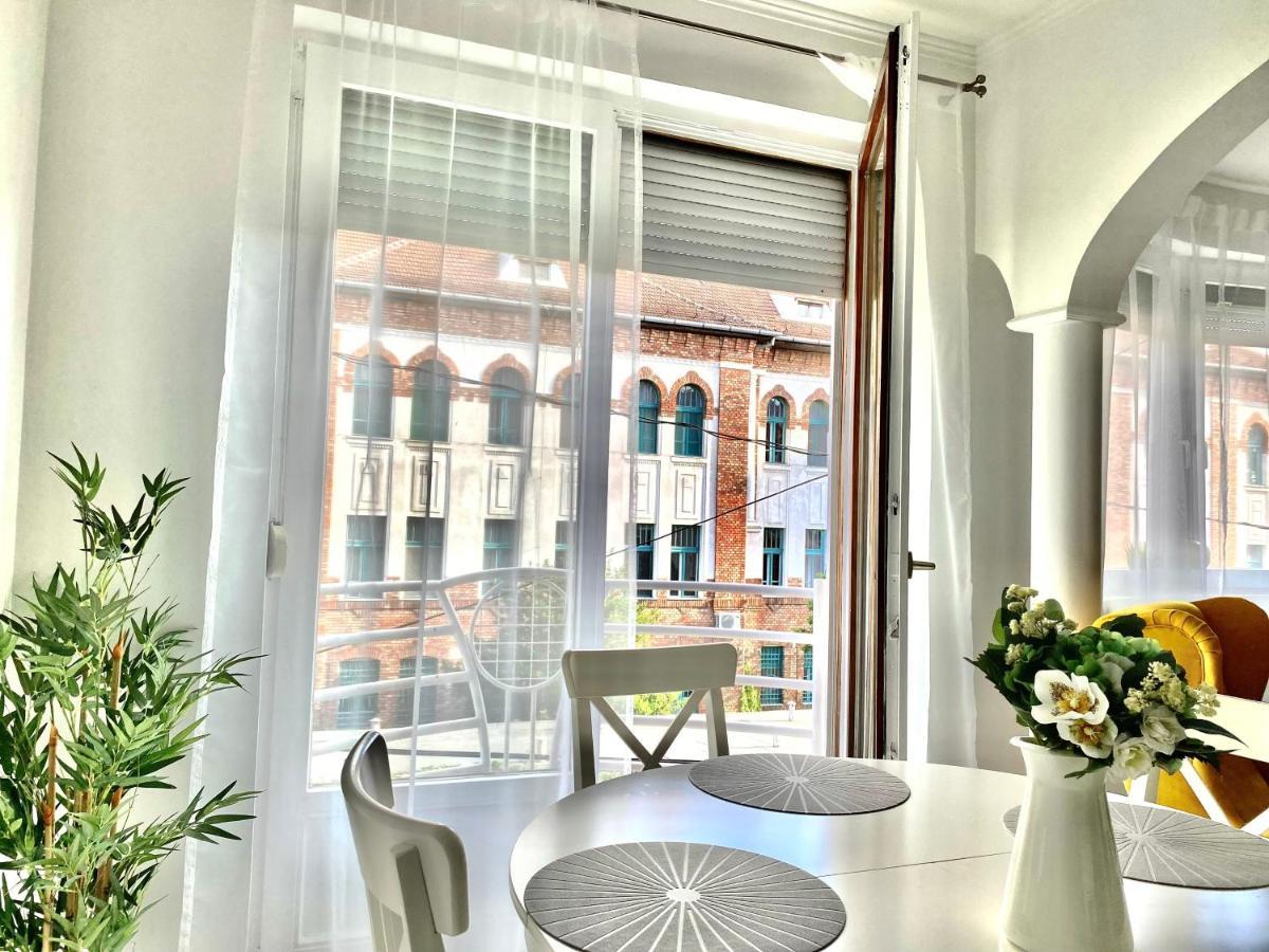 Mirell Apartman Szegedin Exterior foto