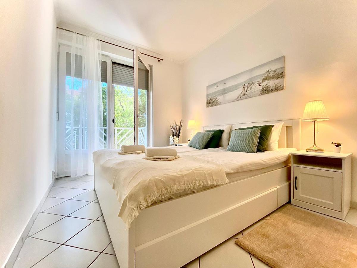 Mirell Apartman Szegedin Exterior foto